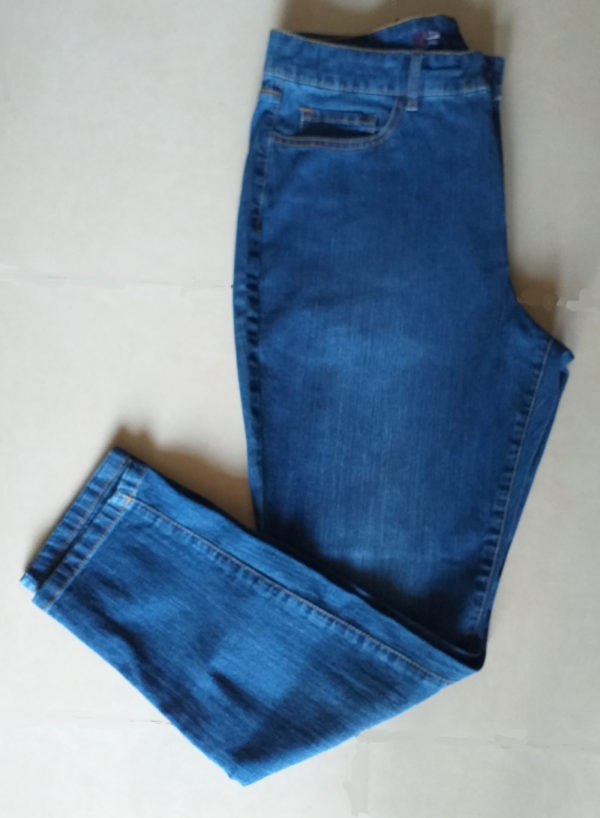 https://www.apparelbay.lk/wp-content/uploads/2020/10/AB-Cotton-Jeans-Blue-1-600x818.jpg